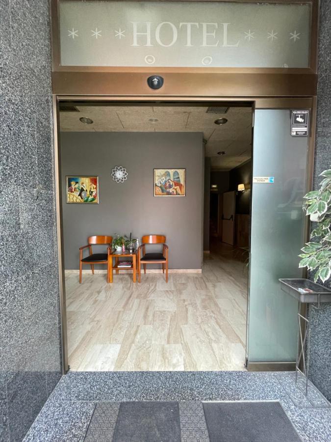 Hotel Sant Celoni Zewnętrze zdjęcie
