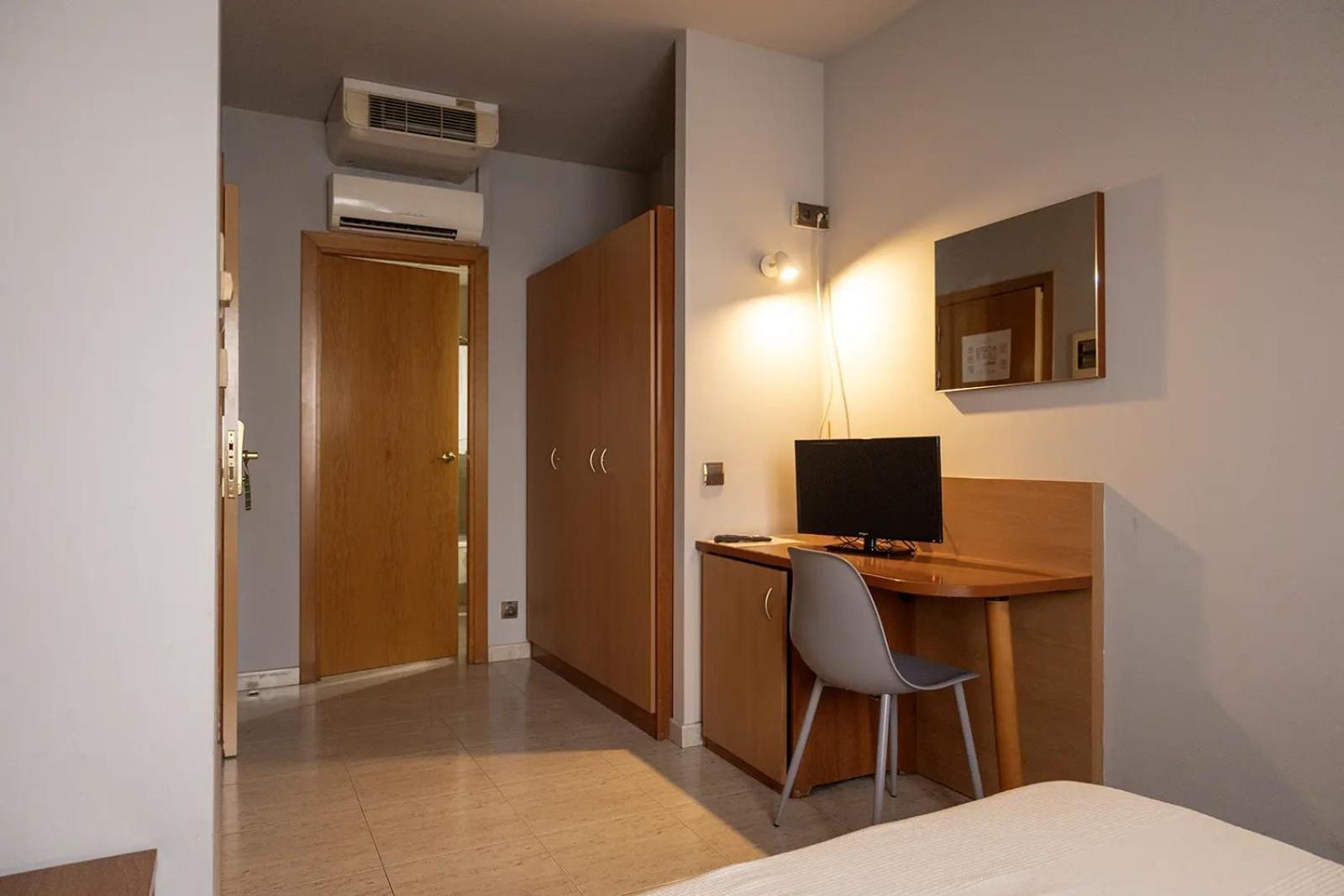 Hotel Sant Celoni Zewnętrze zdjęcie